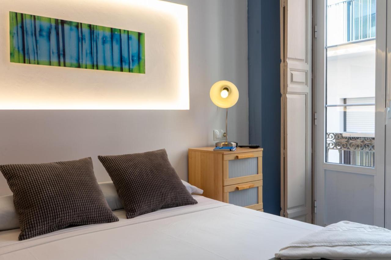 Mar Y Arte Apartamentos Малага Екстер'єр фото